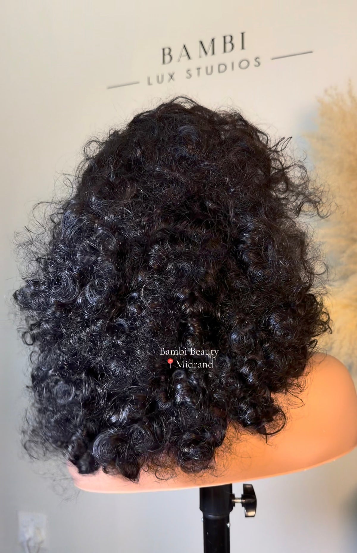 Bouncy Curl 5x5 Glue-less 20” inches